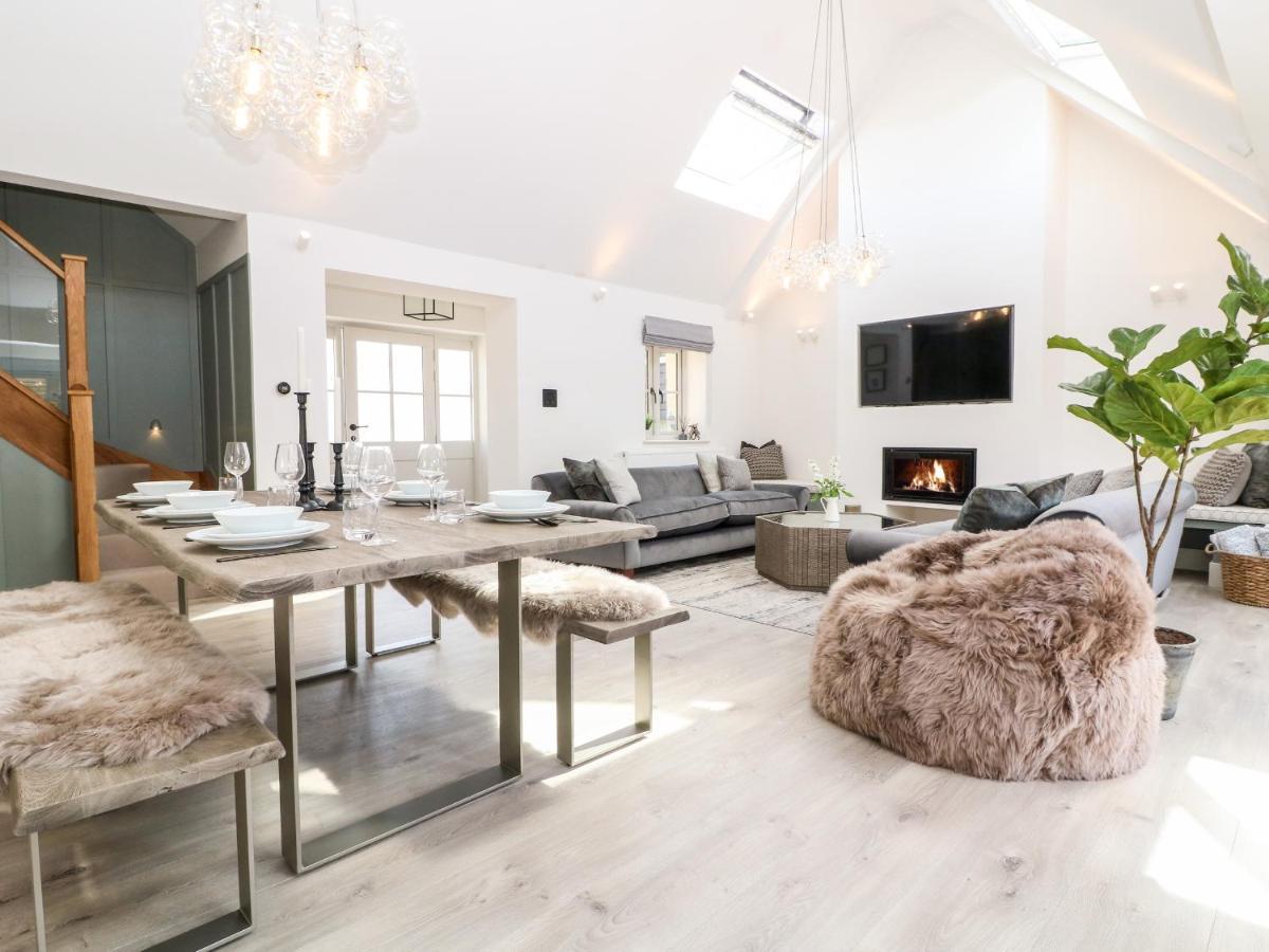 12 Manor Farm Close كينغهام المظهر الخارجي الصورة