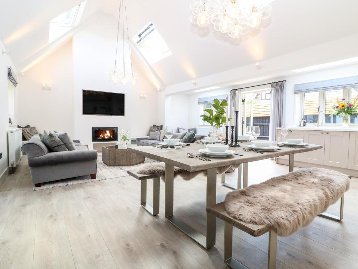 12 Manor Farm Close كينغهام المظهر الخارجي الصورة