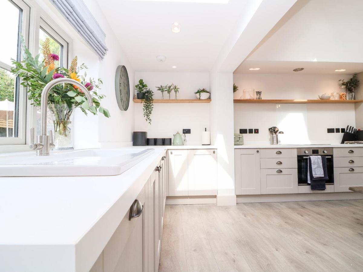 12 Manor Farm Close كينغهام المظهر الخارجي الصورة