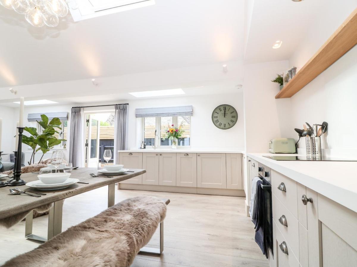 12 Manor Farm Close كينغهام المظهر الخارجي الصورة