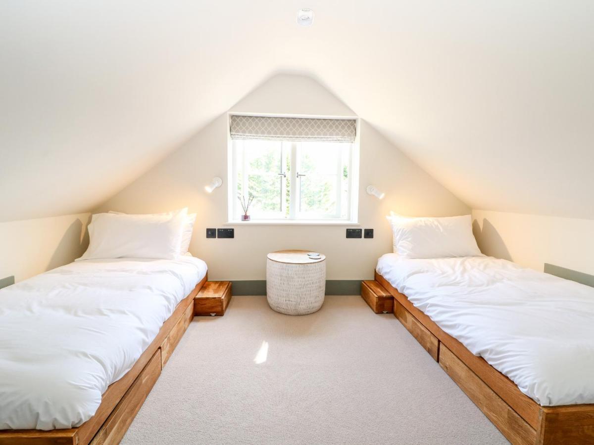 12 Manor Farm Close كينغهام المظهر الخارجي الصورة